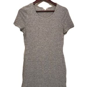 Casual form fitting dress